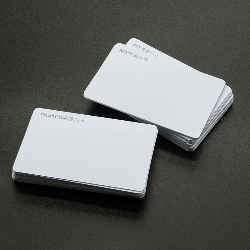 ຄຸณພາບດີ CMYK printing logo HF PVC smart card Plastic RFID nfc business Card ສຳລັບ membership card