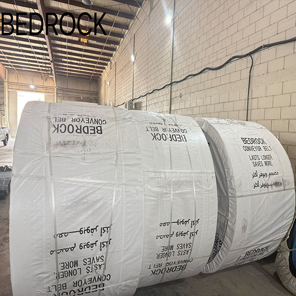 Care sunt cele mai importante caracteristici ale celor mai bune benzi transportoare pentru concasarea pietrei?