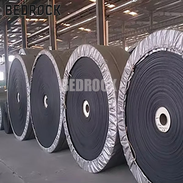 نوار نقاله‌ها چگونه ایمنی و بهره‌وری را در معادن زغال‌سنگ بهبود می‌بخشند؟