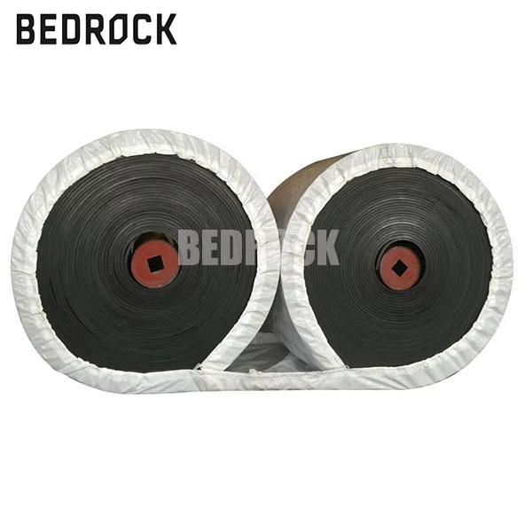 چه چیزی نوار نقاله‌ها را در حمل و نقل مواد در معادن زغال‌سنگ ضروری می‌کند؟