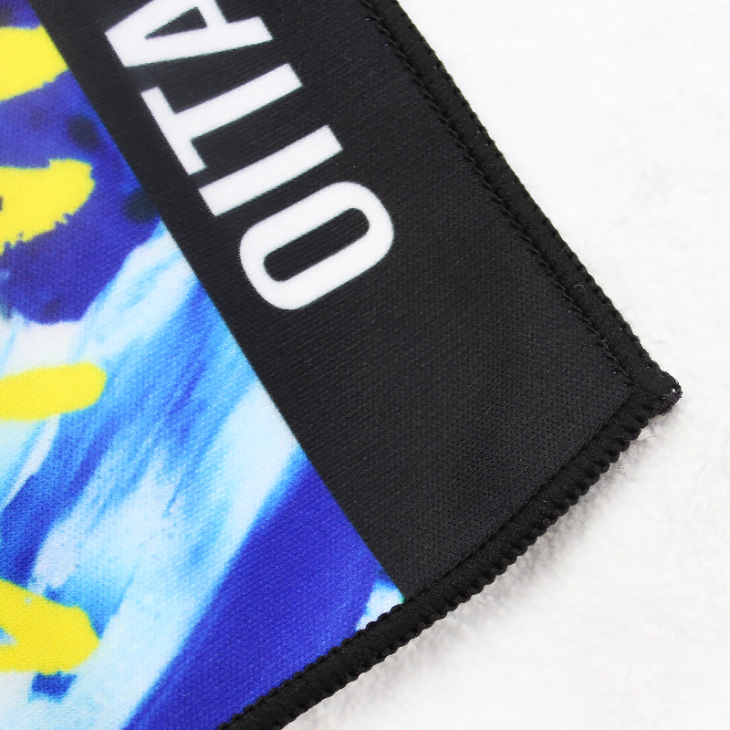 Déjese envolver por la comodidad mullida de nuestras toallas lujosas