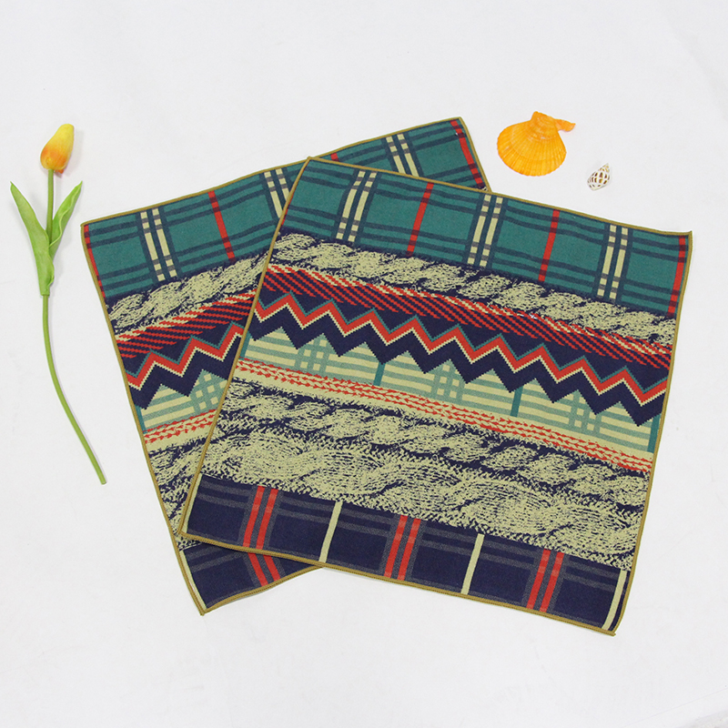 Fshehëse duale me printim digital retro në pambuk