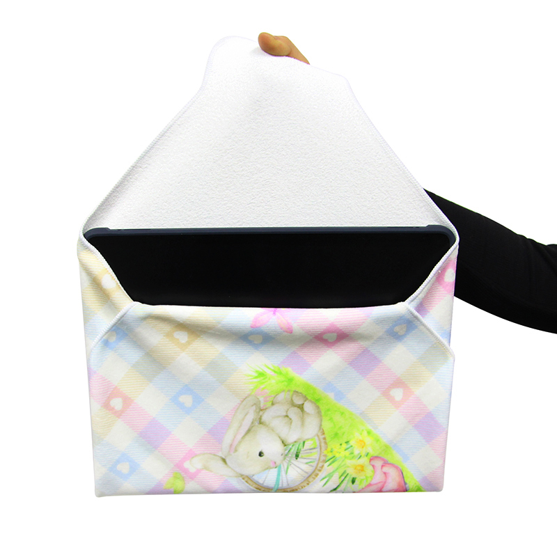 Enesekleepuv stoffirätik