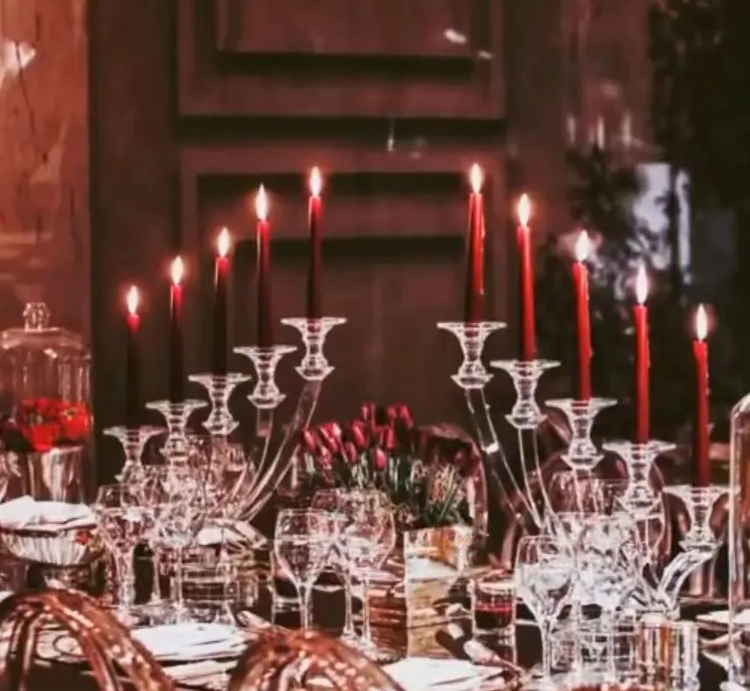 SmallBridge Crystal Wholesale Modern Candle Standing Crystal 5 Arm Candelabras for Weddings Table Centerpieces Decoration