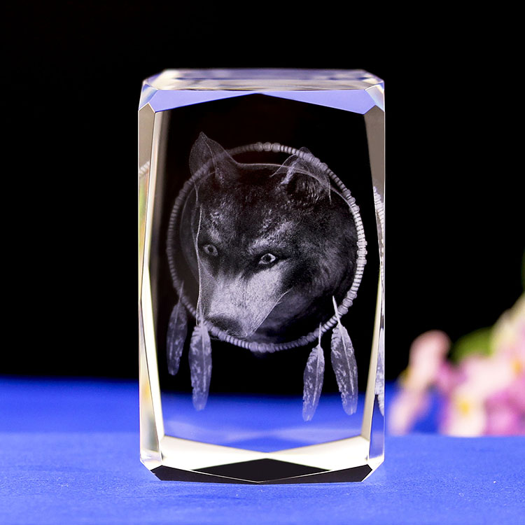 New design customized 3d Engraving Crystal Wolf Head glass block