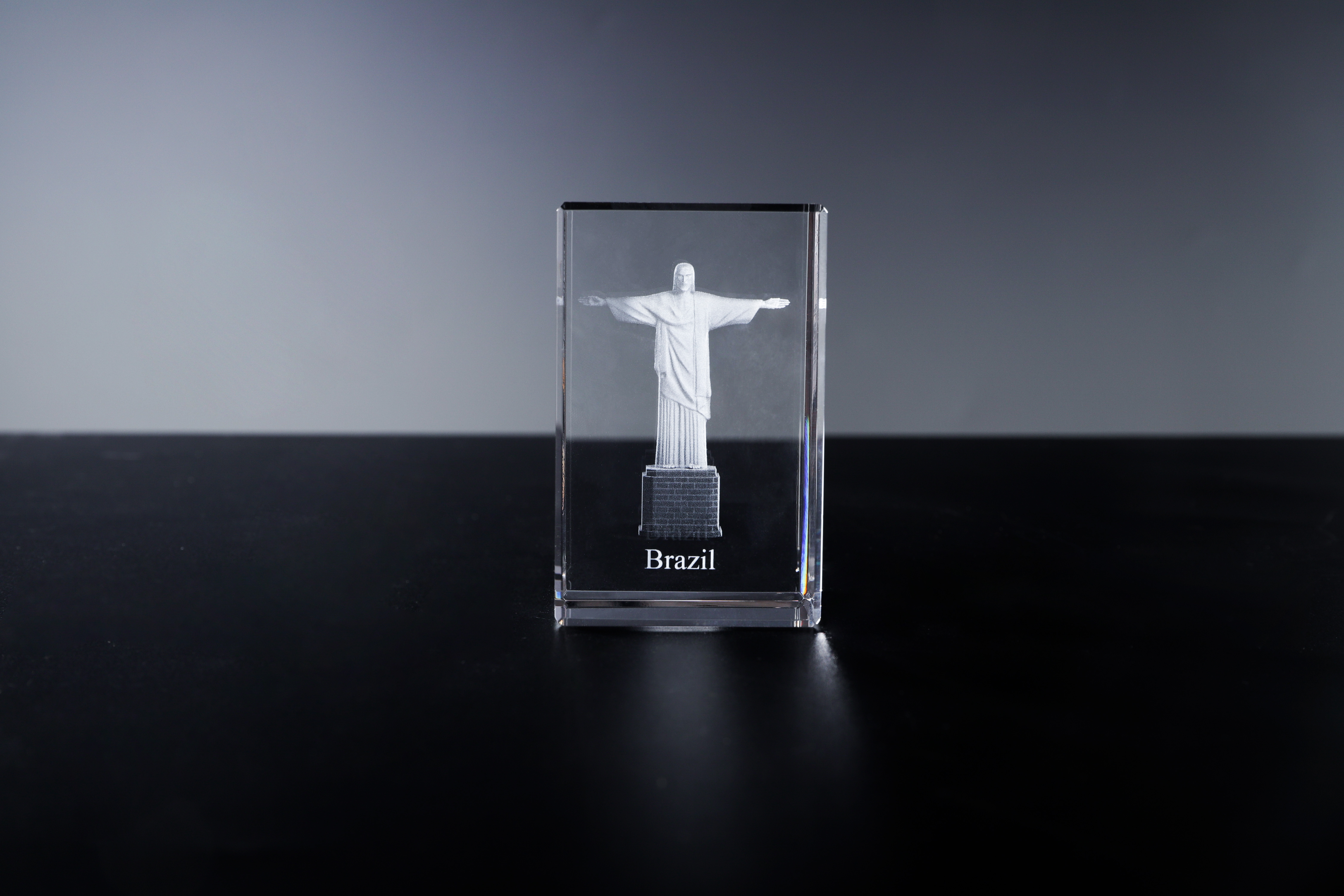 3d laser crystal gift with famous Corcovado brazil craft