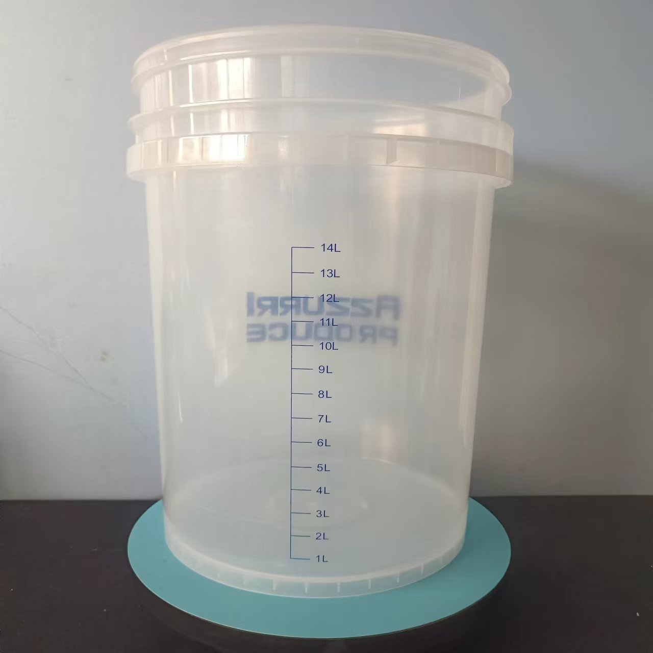 20l plastic pail with lid and handle for paint ,empty plastic paint bucket