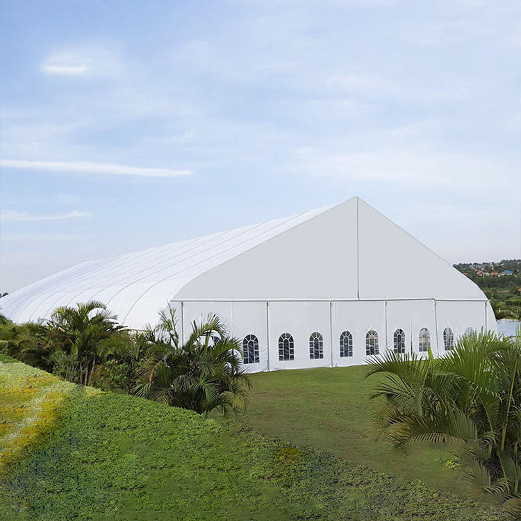 خيام TFS المنحنية ذات شكل الخوخ ومساحة سقف مرتفعة