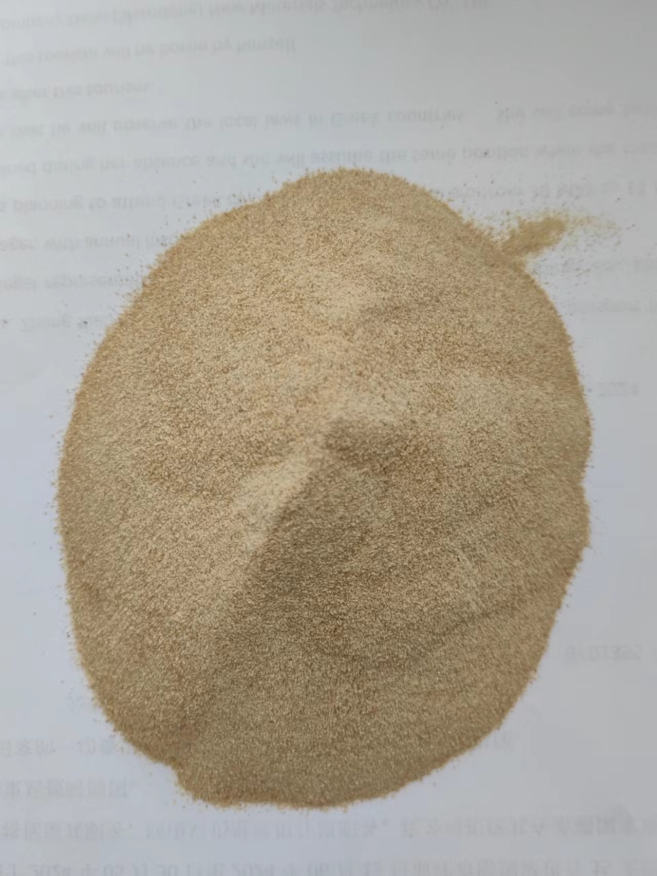 Electrical grade magnesium oxide for heating tubes and heating cores