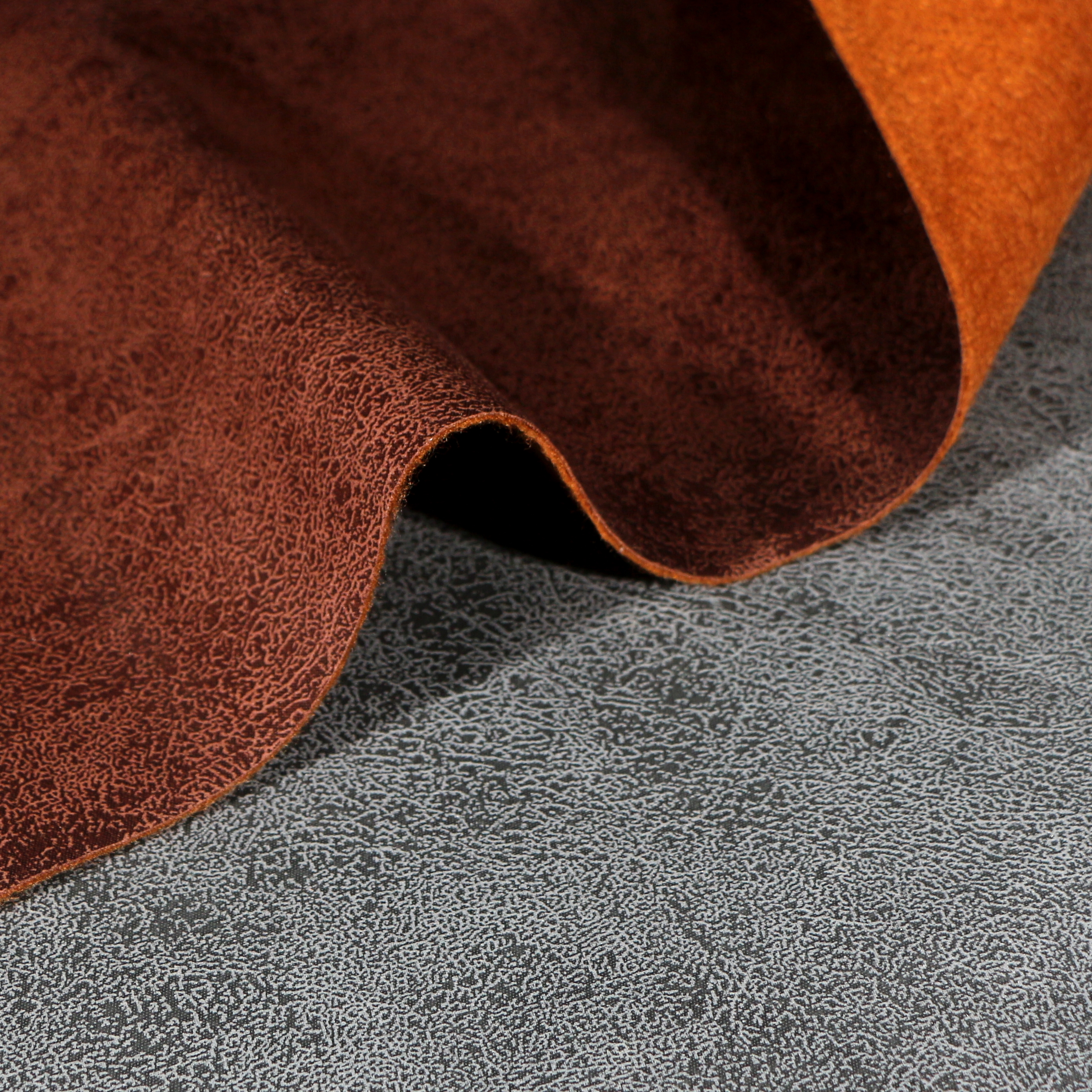 Ușor de curățat și de întreținut, ideal pentru stiluri de viață active