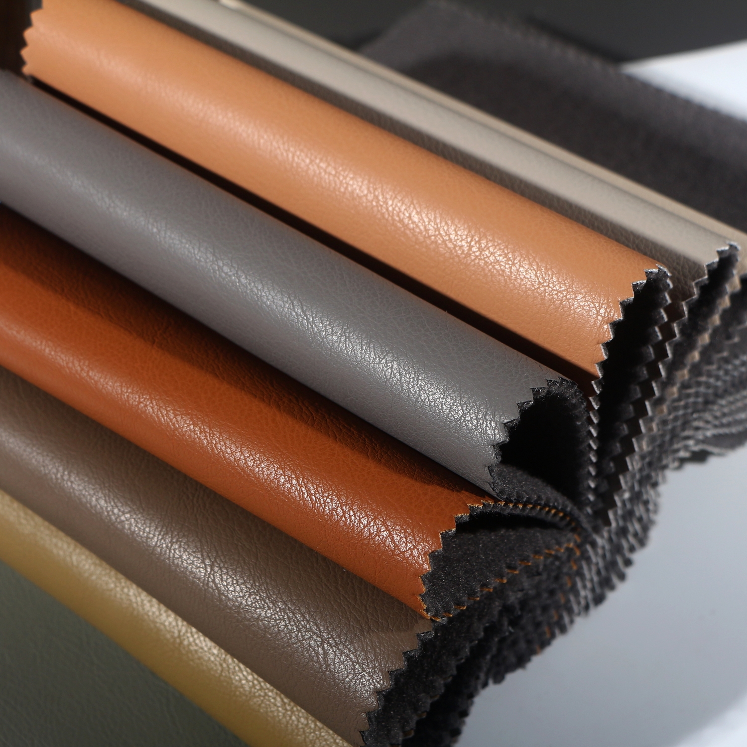 ข้อดีของการใช้ผ้าบุเฟอร์นิเจอร์หรูหราในการออกแบบของคุณคืออะไร