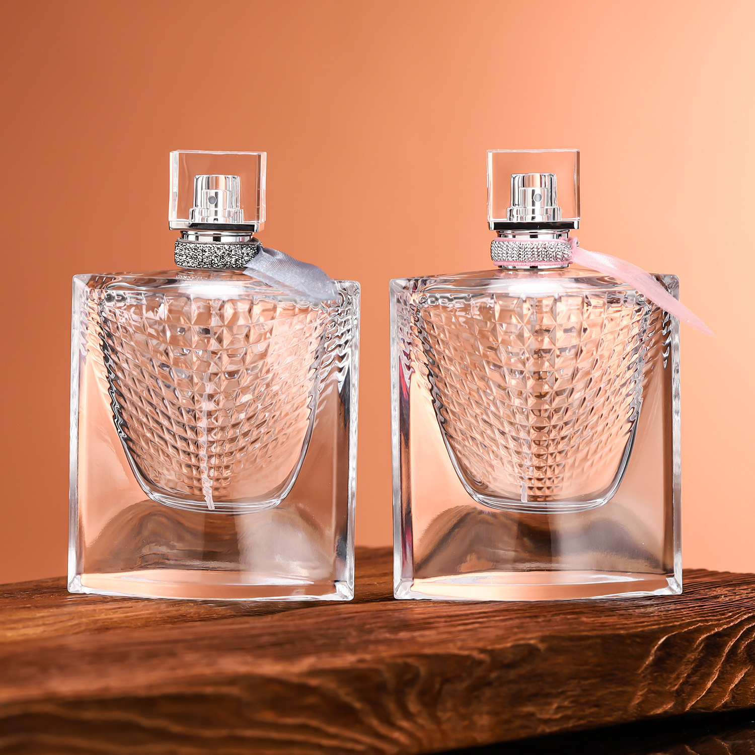 75ml Quadratische Glasparfümflasche Mit Schleife