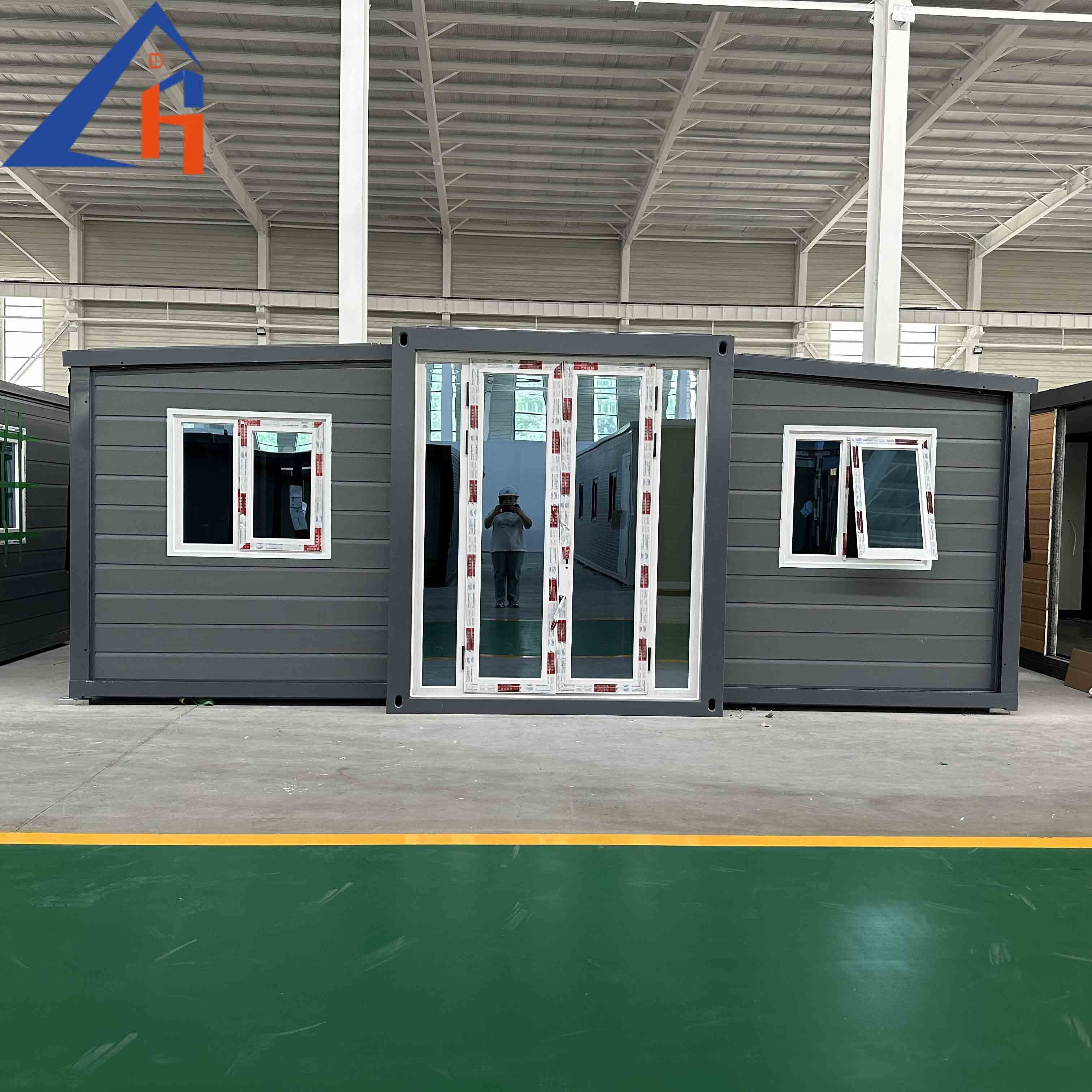 Expandable Prefab House 19ft x 20ft, Exquisitely Designed Modern Villa Prefab House for Live,Work