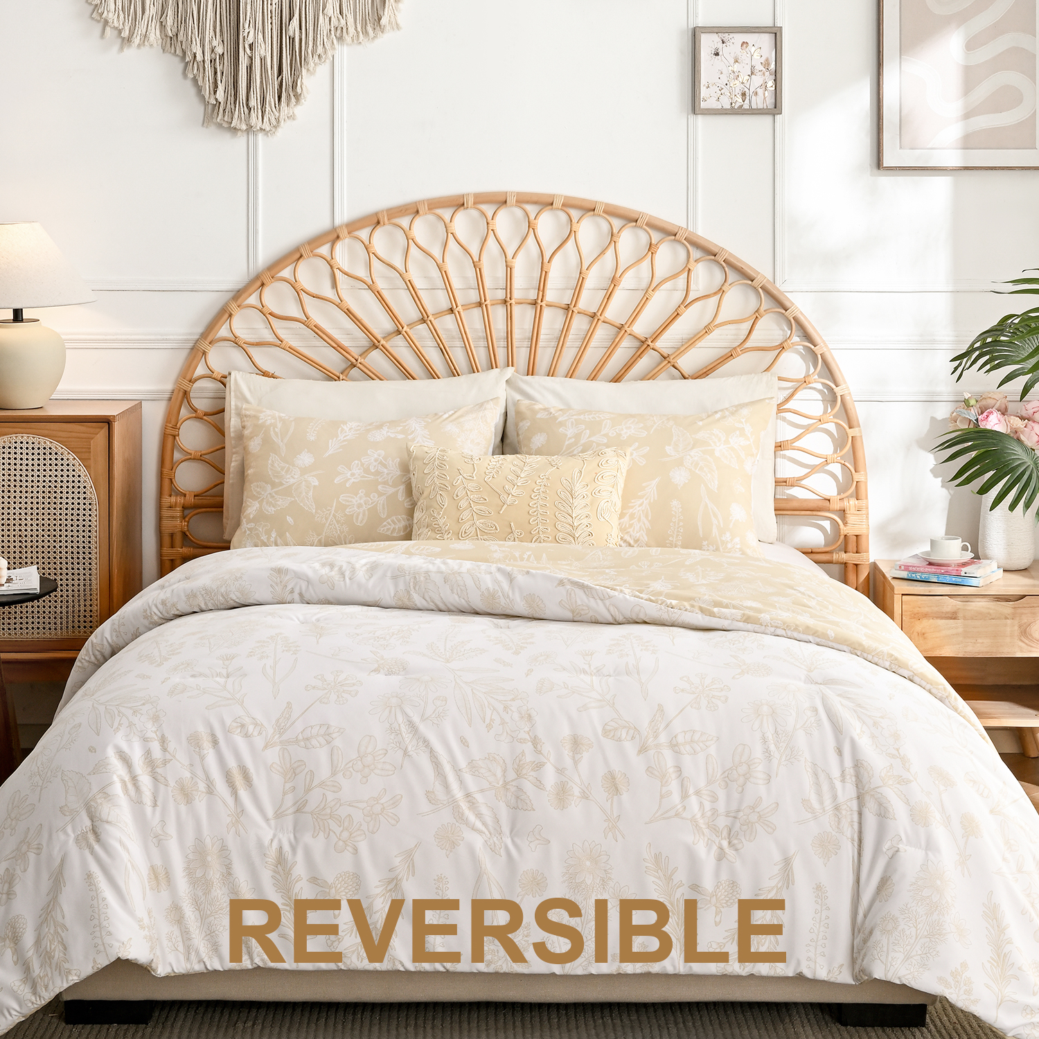 ふわふわクッションで家具に居心地の良いアクセントを加えましょう