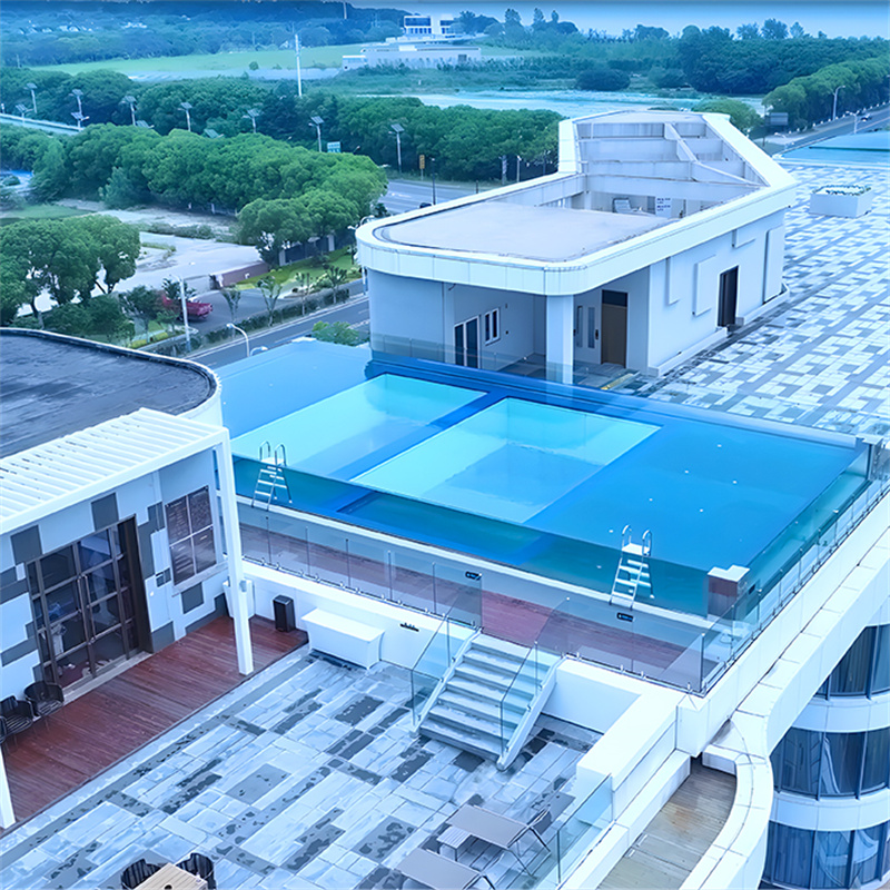 מחיר לוח זכוכית אקרילית לפרוייקט בריכת שחייה חיצונית