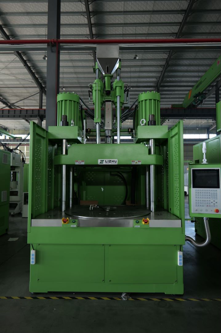 Peça automotiva de moldagem por injeção máquina de moldagem por injeção vertical