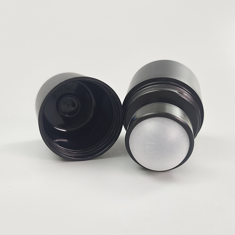 Көпчилүүлүк жана пайдалануучу үчүн жеңил дизайны