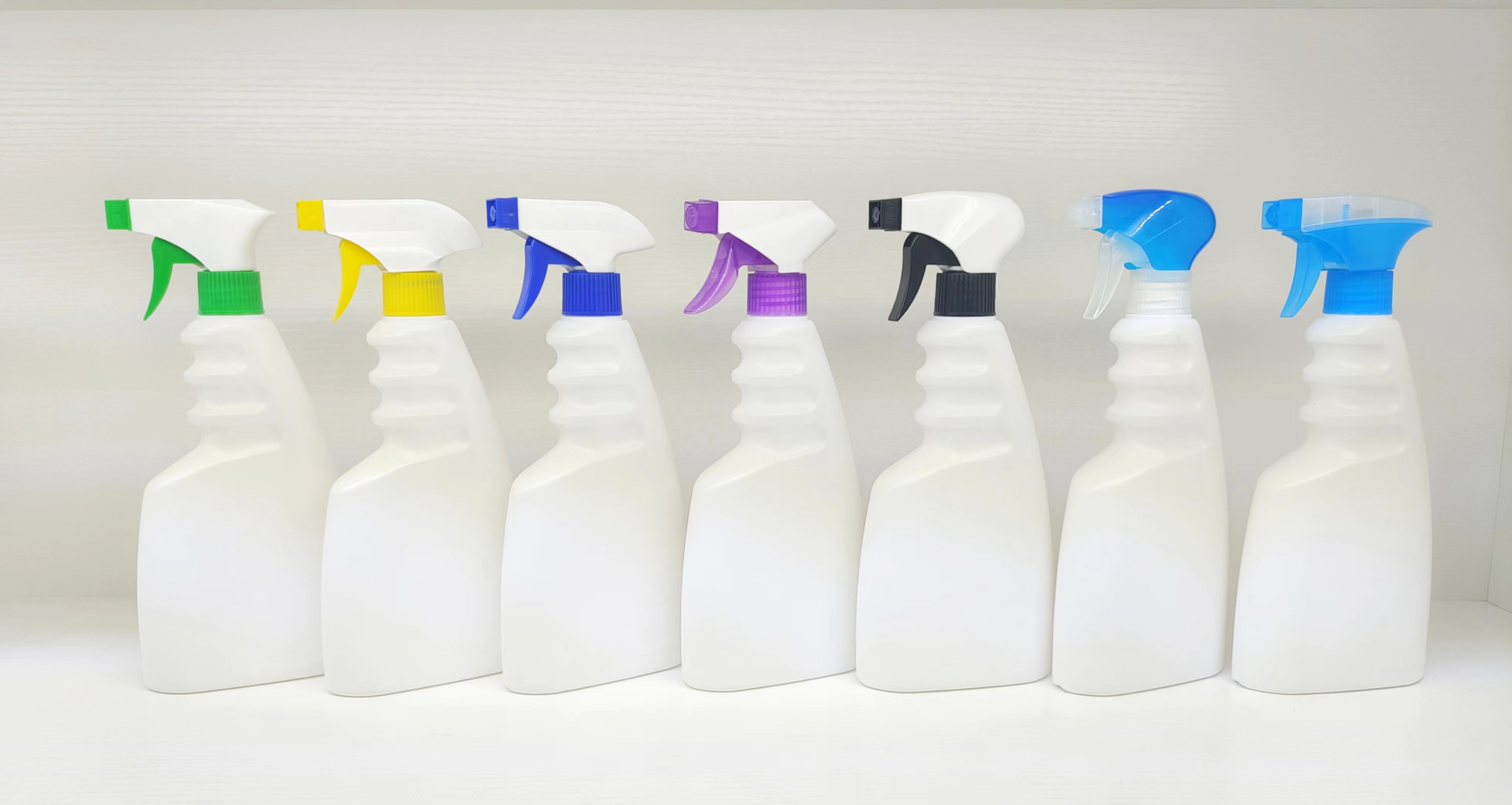 Суюктуктар үчүн пластик шишелерди колдонуудун артыкчылыктары кандай