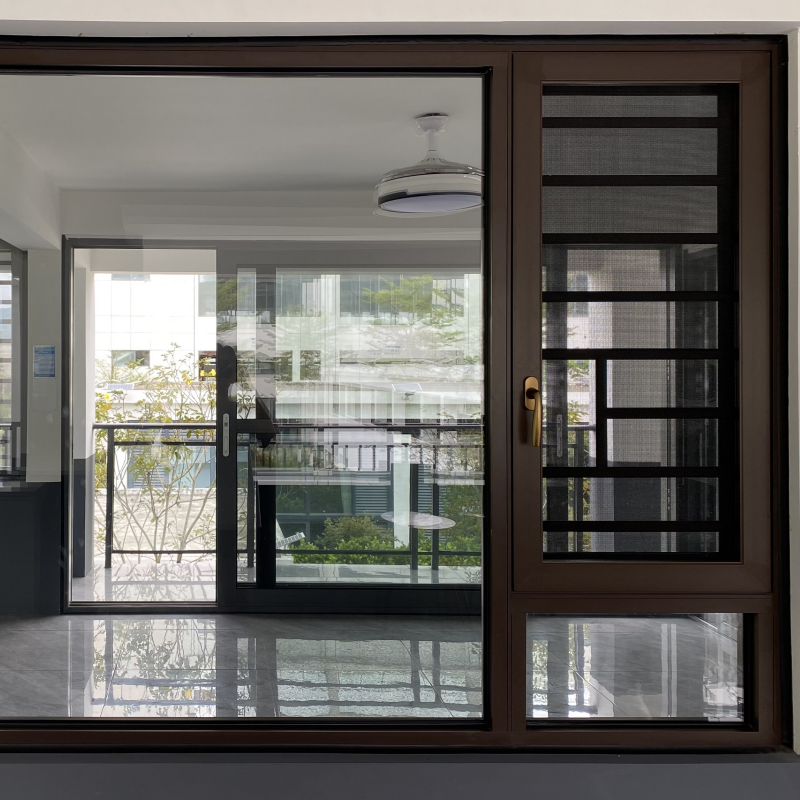 חלונות מתנדים ממתכת עם זכוכית כפולה