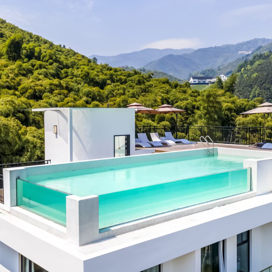 لوحة أكريليك شفافة منحنية بسمك 120 مم مصنوعة من لوسيت للأستخدام الخارجي في حوض السباحة