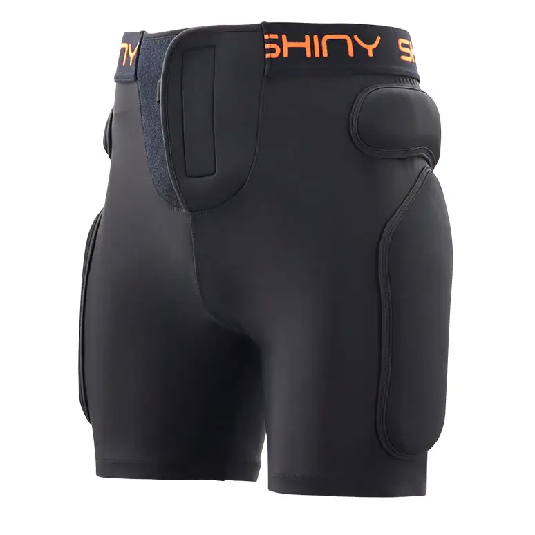 Choosing the Right Size and Wearing Tips for Snowboarding Hip Protectors