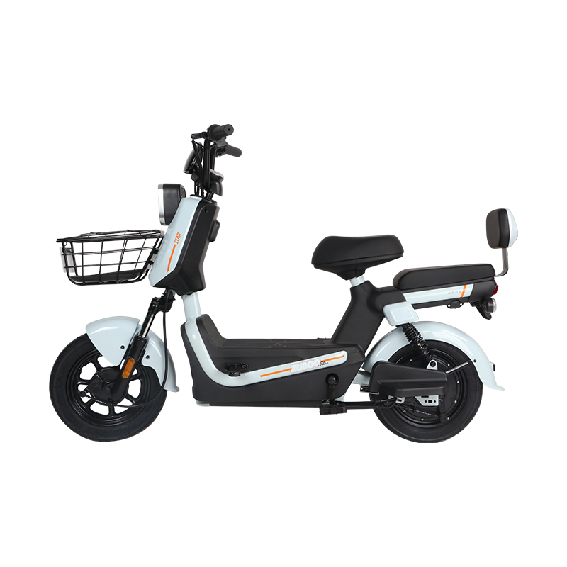 Koje su prednosti skutera s dvostrukim motorom u odnosu na modele s jednim motorom?