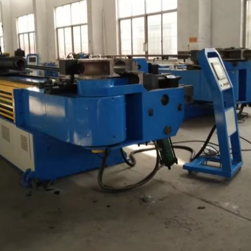pełnoautomatyczna maszyna do gięcia rur CNC GM-114CNC-2A-1S