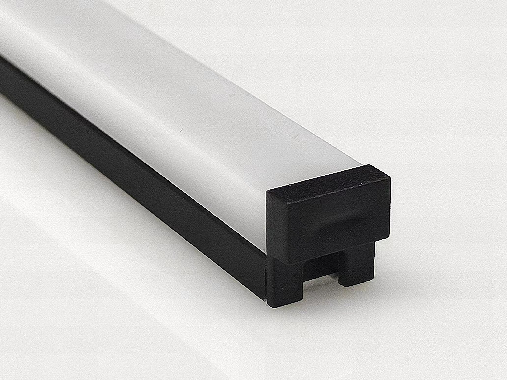 Anti-Fog Bathroom Mirror Lights: Ideal for Steamy Bathrooms