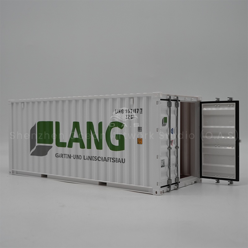O.A.S factory ingenuity to create 1:20 theme container model, accurately restore the real details of shipping containers, so that the model is both ornamental and professional. Provide logo customization services to integrate your brand into it. The model is suitable for exhibition publicity, gift giving, shipping knowledge popularization and other scenes, to help you in the dissemination of brand culture unique. Amber@vesselmodel.com Tel: +86 18038048785