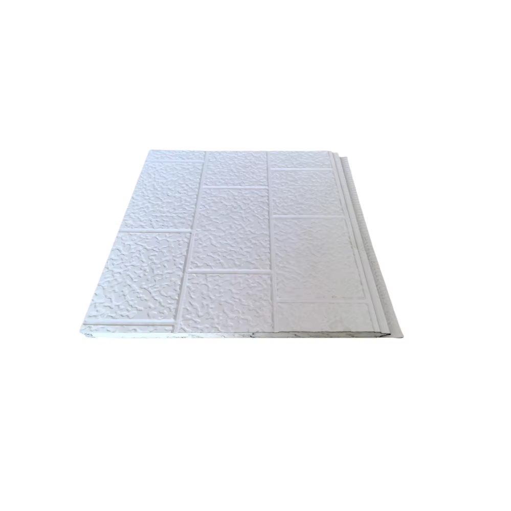 The Advantages of Polyurethane Sandwich Panels in Industrial Applications