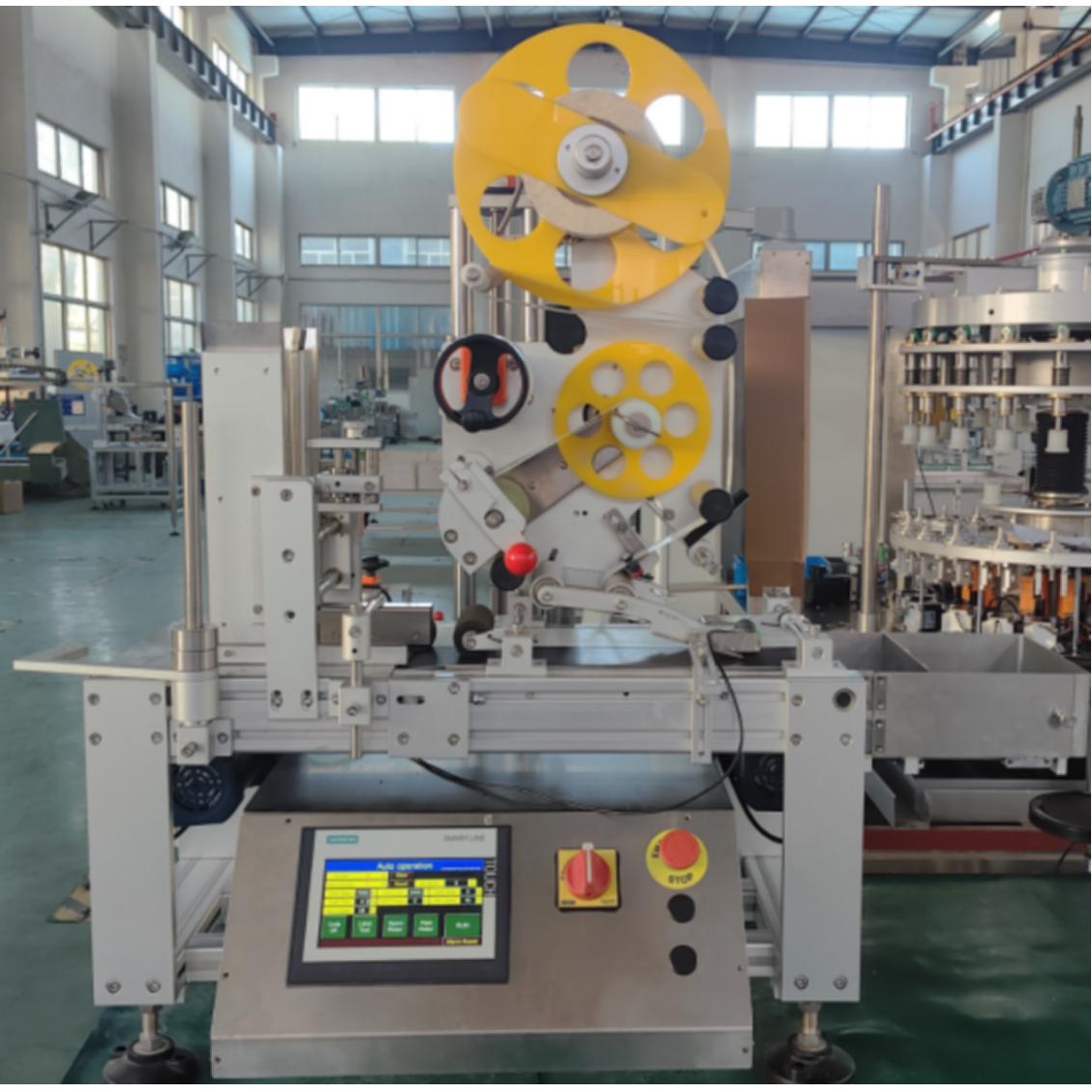 Desktop tag labeling machine