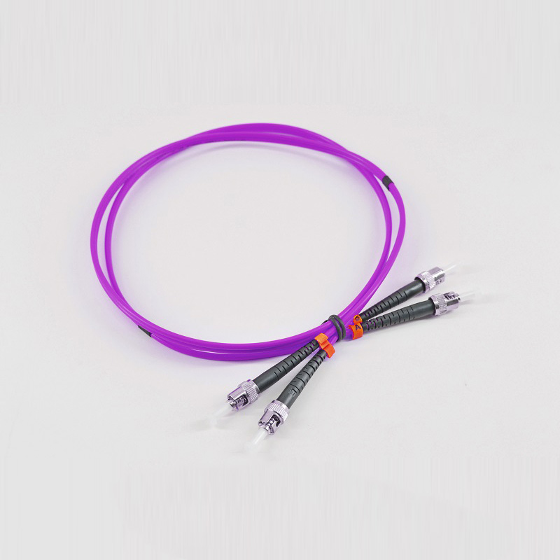 Müxtəlif şəbəkə tələbləri üçün geniş RJ45 yama paneli seçimi