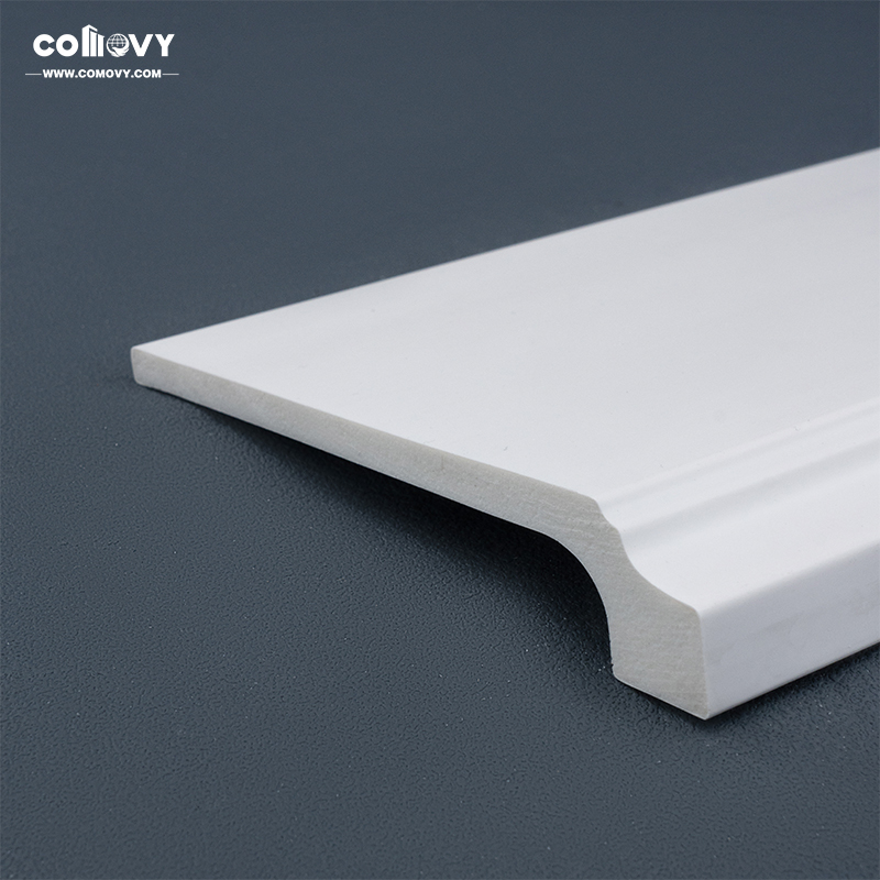 Atur Garasi Anda dengan Sistem Dinding Slat Walnut yang Kuat