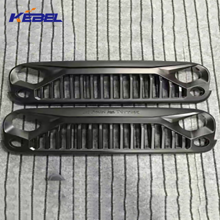 Ağır Arazi Maceralarınız İçin Dayanıklı ve Şık Izkara ile Jeep Wrangler'ınızı Güncelleyin