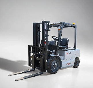 How Do Electric and Diesel Counterbalanced Forklifts Compare?