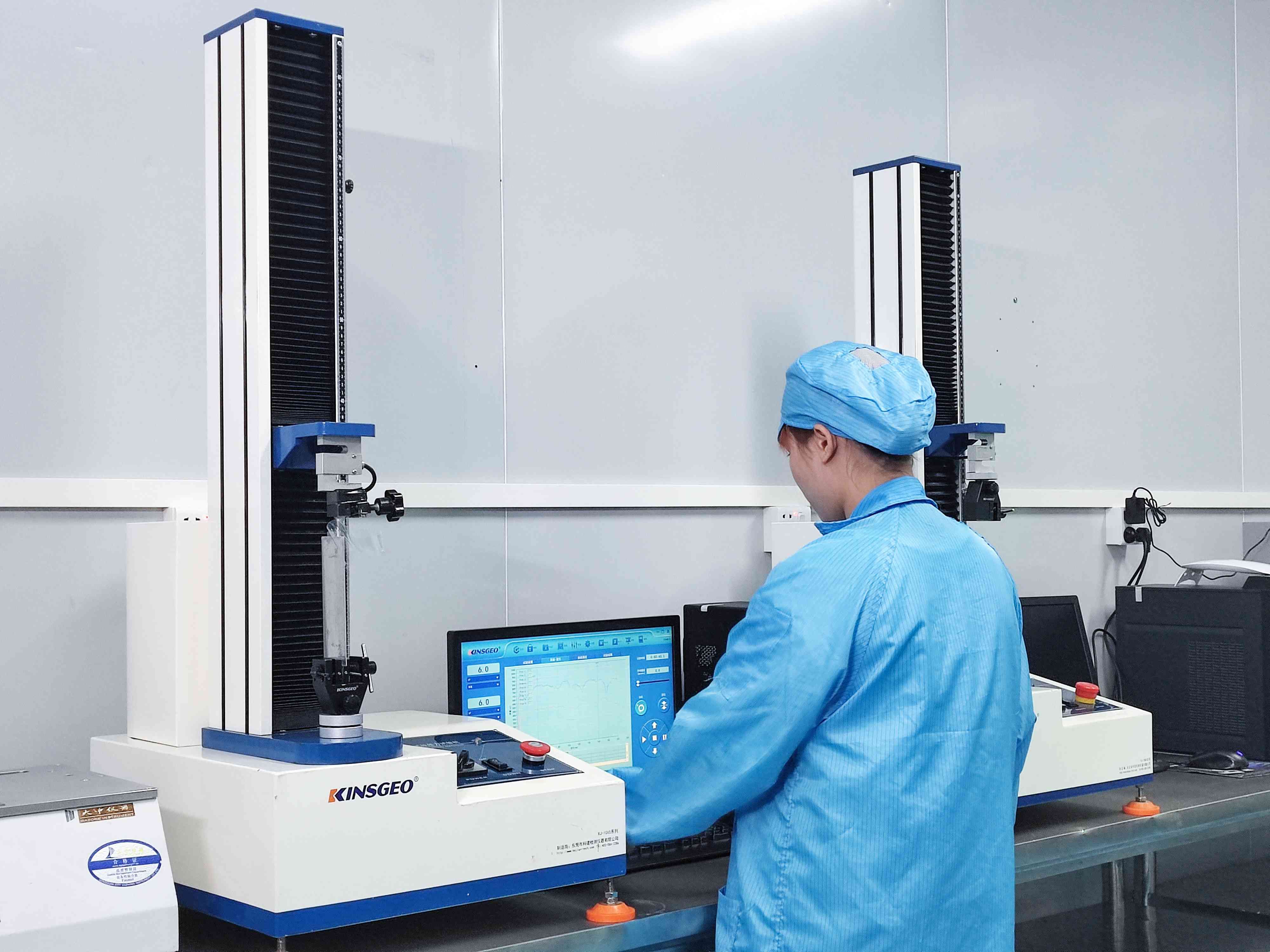 What kind of training is required to operate a hydrogel film cutting machine?