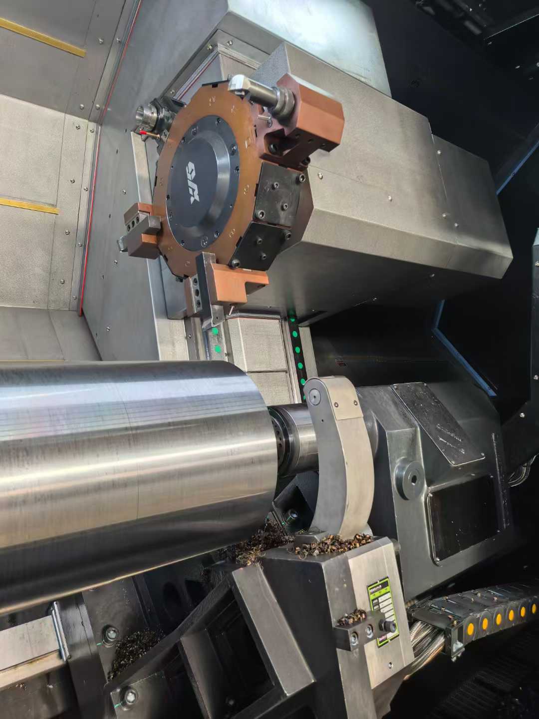 Large flange processing is full of challenges. How does DONGS CNC help customers cope with them perfectly?