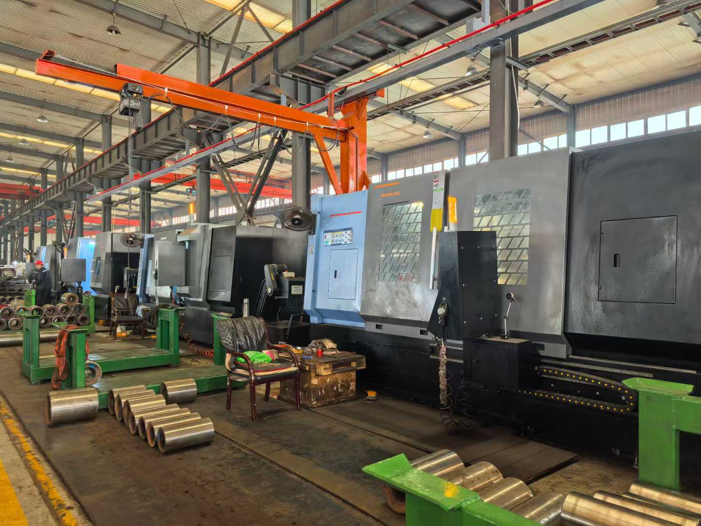 Frequent part changeovers and low efficiency? You need a true compound horizontal turning center