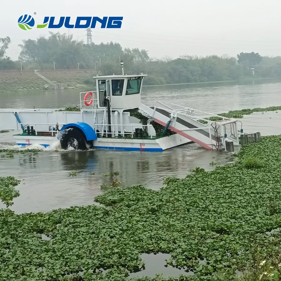 How to Choose an Aquatic Weed Harvester Appropriately