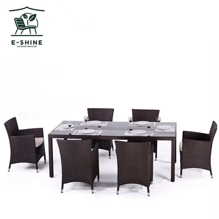 Modern Outdoor Furniture Set Leisure Life Modern Rattan Dining Tables and Chairs Hotel Table Metal Material