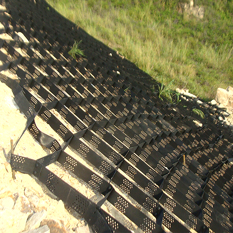 Kde lze použít geobuněky mimo příjezdové cesty?