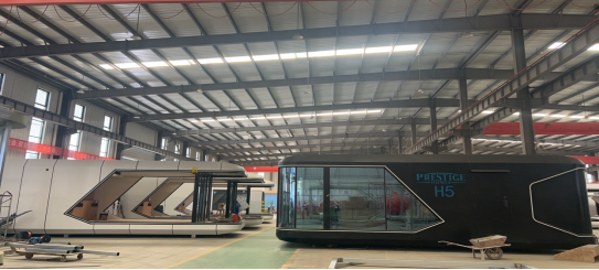 A Memorable Visit: Kazakhstani Clients Explore Space Capsule Technology in Jinan