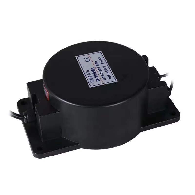 Күчтүү суу астындагы жарык