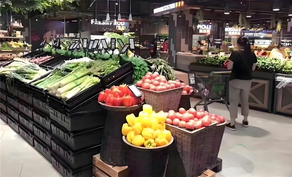 Vegetable & Fruit Store