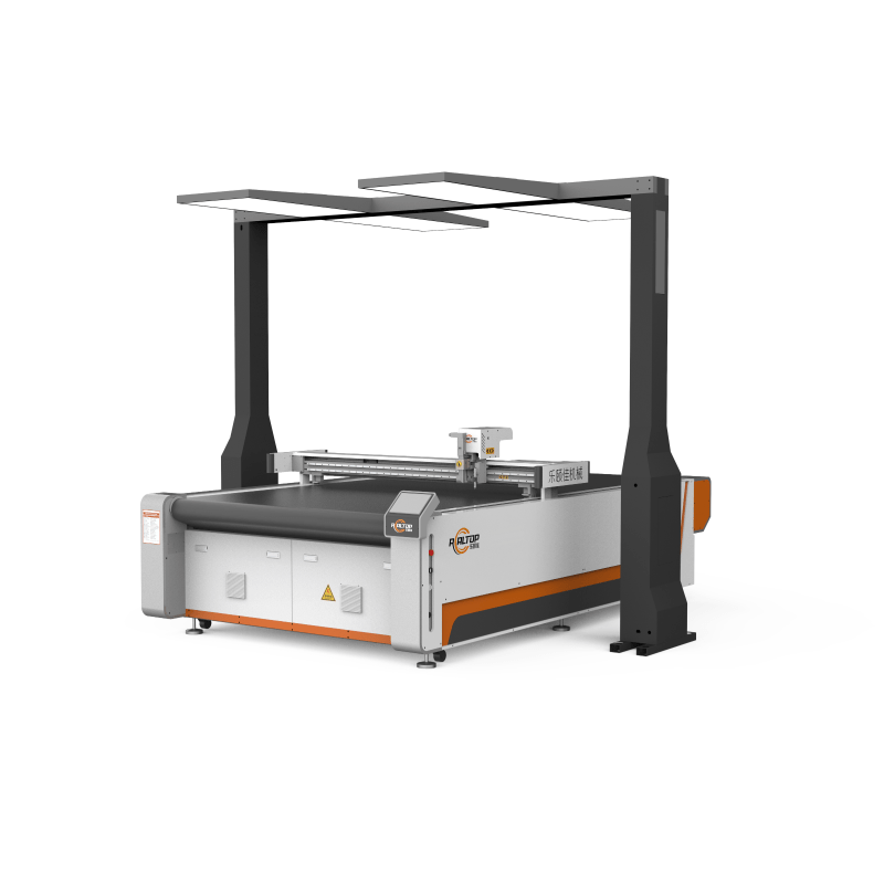 Pattern recognition cutting machine