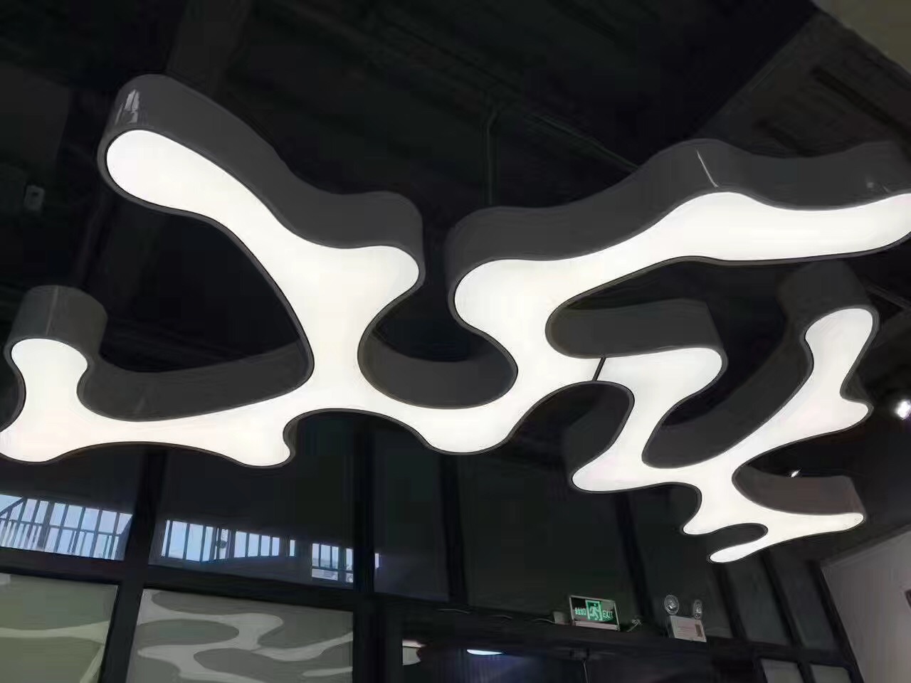 up to 60 meters wide white translucent ceiling film-4
