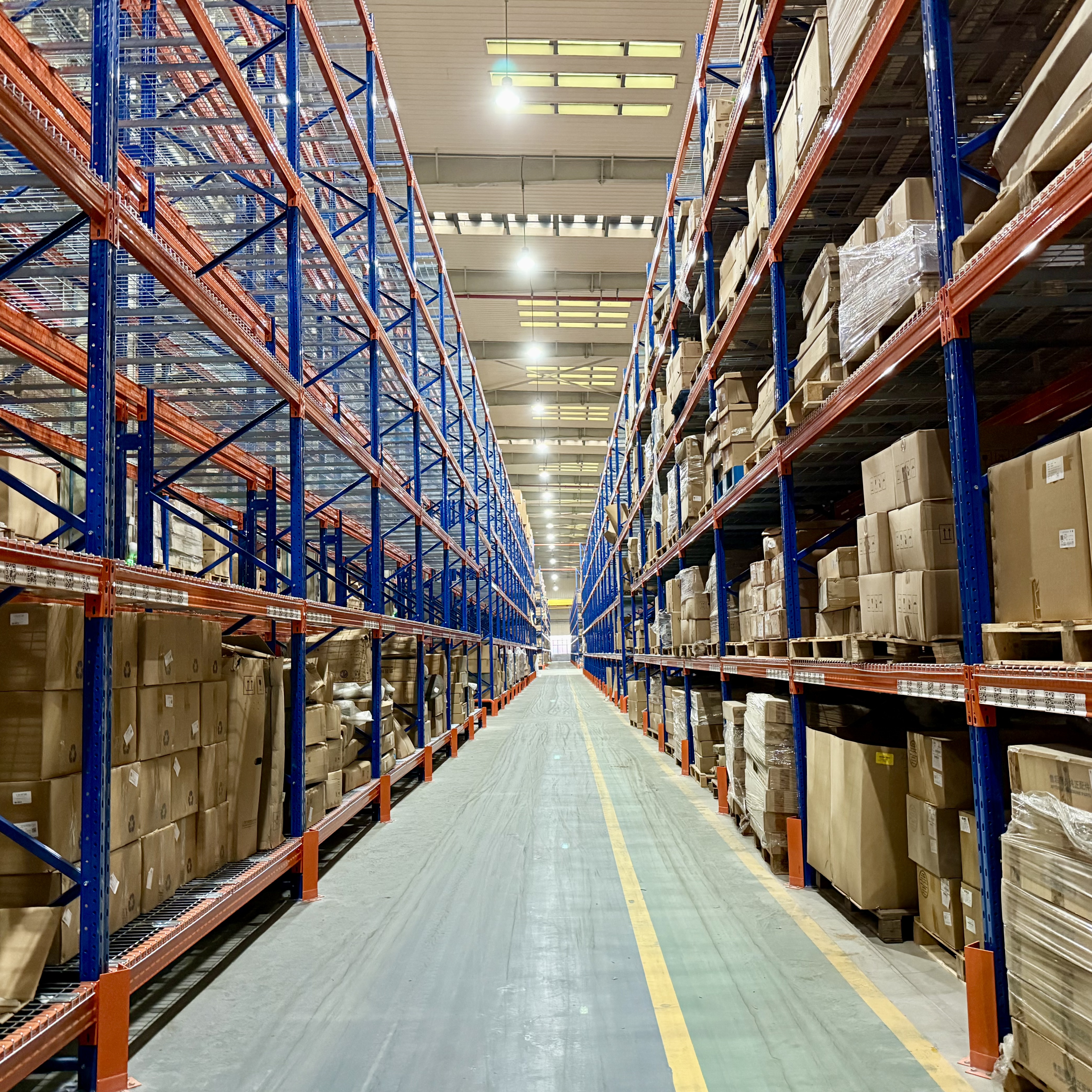 Robuste Pallettenregale für schwere Lasten