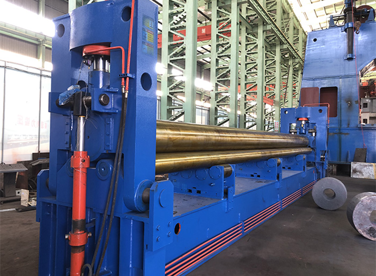 Pótkocsi hengerlőgép