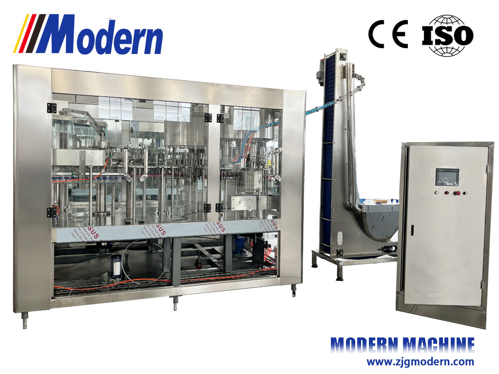 آلة ملء زجاجات المياه الصغيرة