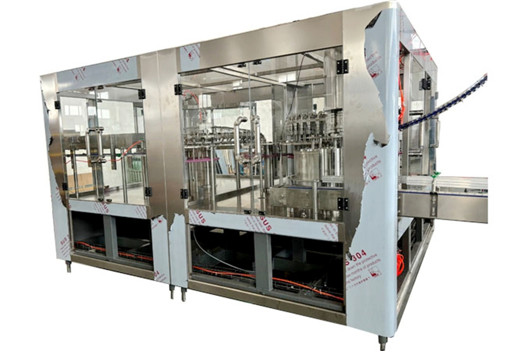 آلة ملء العصير